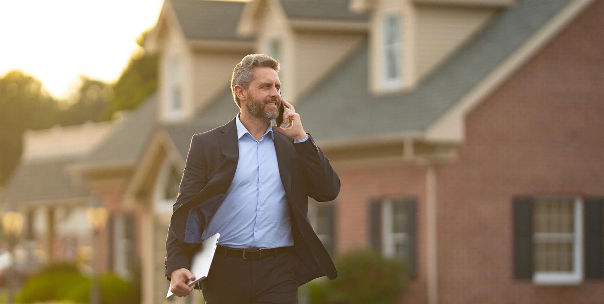 LOOKING TO BUY OR LET